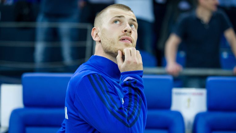 Max Meyer ist auf Schalke derzeit nur noch Reservist.
