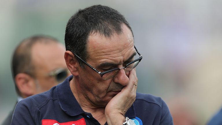 Maurizio Sarri und der SSC Neapel verlieren in Florenz klar.