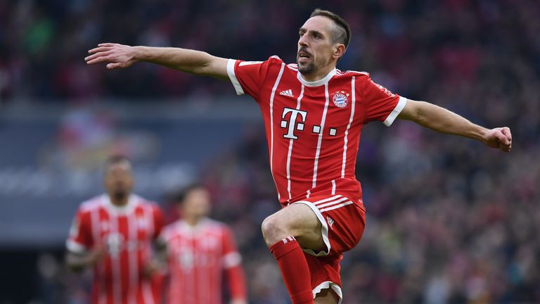 Franck Ribery hat doppelten Grund zur Freude: Der Franzose feiert heute seinen 35. Geburtstag und mit dem FC Bayern  seine insgesamt achte Meisterschaft. Damit steigt er in einen elitären Kreis auf. Sky Sport präsentiert die erfolgreichsten Spieler.