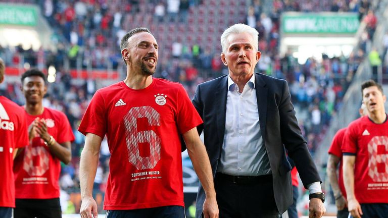 Franck Ribery (l.) gewinnt seine achte Deutsche Meisterschaft mit dem FC Bayern.