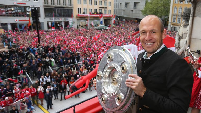7 MEISTERTITEL: Arjen Robben (2010, 2013, 2014, 2015, 2016, 2017, 2018)