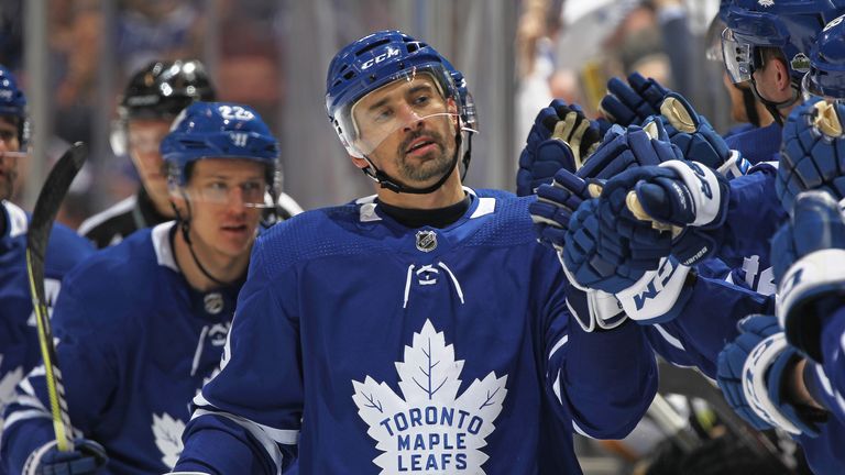 Tomas Plekanec führt die Maple Leafs  zum 3:1. 