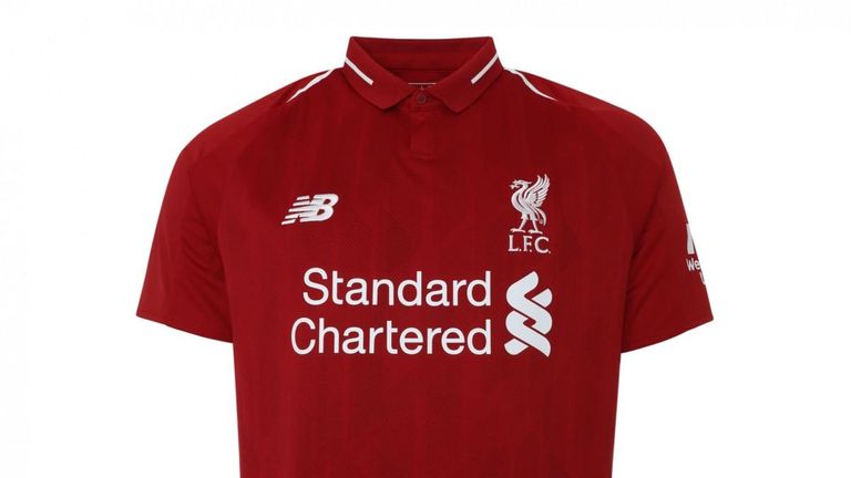 So soll das neue Trikot vom FC Liverpool aussehen - im gewohnten traditionellen Rot. (Bildquelle: footyheadlines.com)