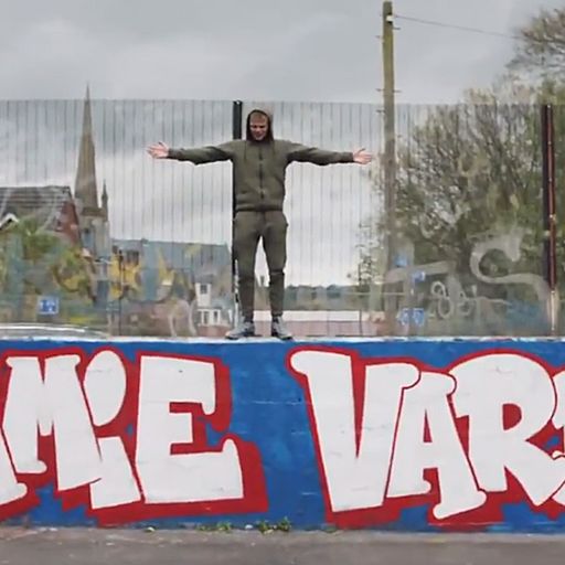 So verrückt stellt England seinen WM-Kader vor