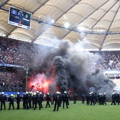 Im VIDEO: HSV nach Abstieg zwischen Tränen und Randale
