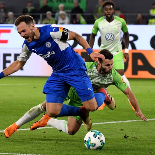 Relegation: Wölfe jubeln, Kiel hadert