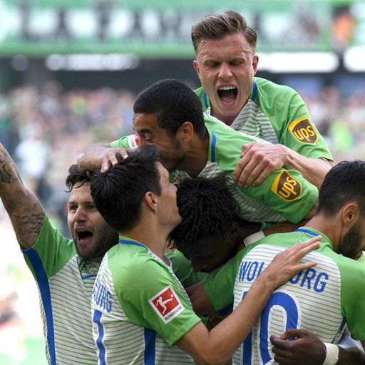 Der VfL Wolfsburg rettet sich gegen den 1. FC Köln in die Relegation