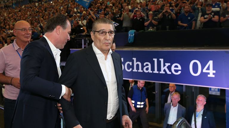 Der Film über das Leben von Rudi Assauer wird heute Abend seine Premiere feiern.