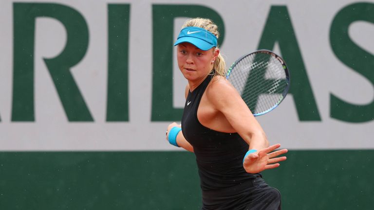 Carina Witthöft scheitert in Paris an Fiona Ferro in zwei Sätzen.