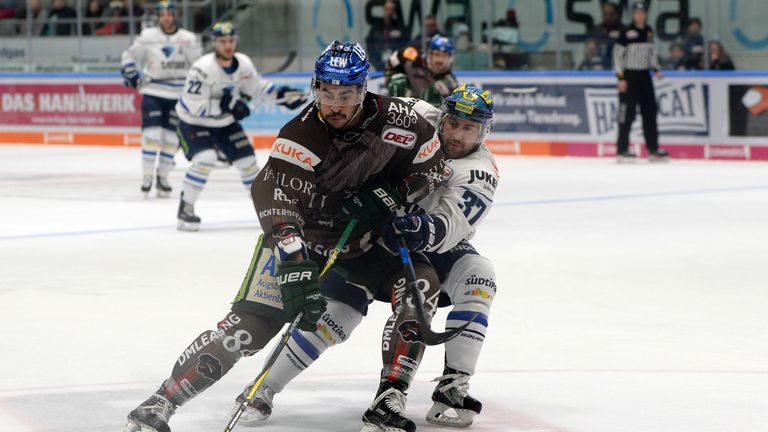 Trevor Parkes (l.) wechselt zur neuen Saison zum deutschen Meister EHC Red Bull München.