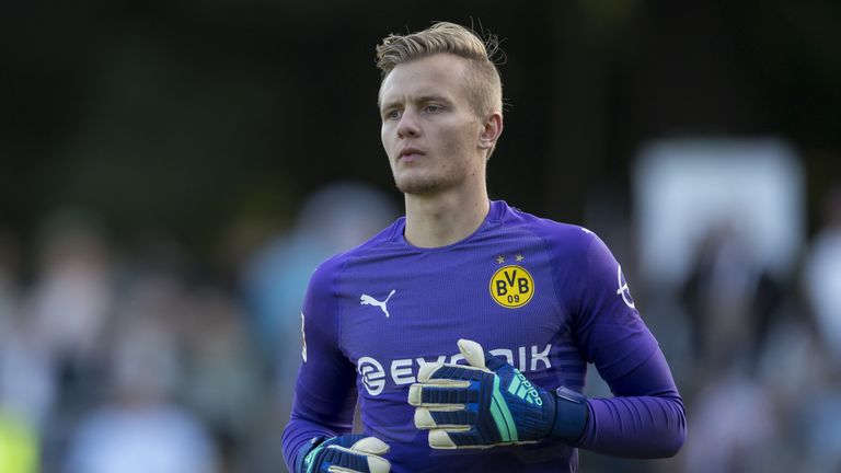 Nachwuchstorwart Dominik Reimann wechselt vom BVB zu Holstein Kiel.