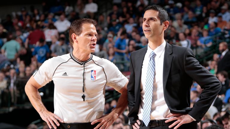 Coach James Borrego (r.) übernimmt die Charlotte Hornets. 