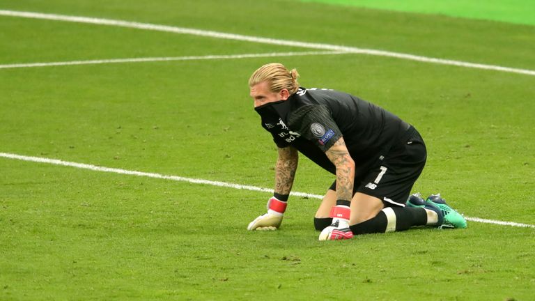 Freude Uber Final Patzer Manutd Fan Sticht Sich Karius Tattoo Fussball News Sky Sport