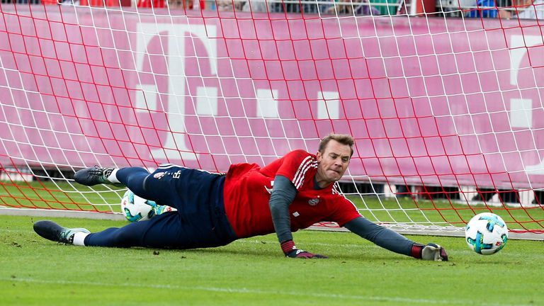 Torwart Manuel Neuer arbeitet an seinem Comeback beim FC Bayern.