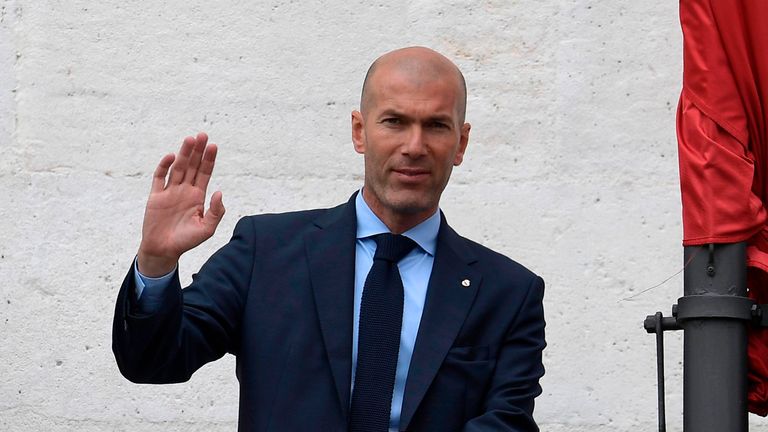 Der Architekt des Erfolgs: Trainer Zinedine Zidane gibt sich auch bei den Feierlichkeiten eher zurückhaltend.
