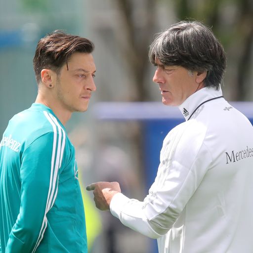 Löw: Özil hat sich nicht mehr bei mir gemeldet