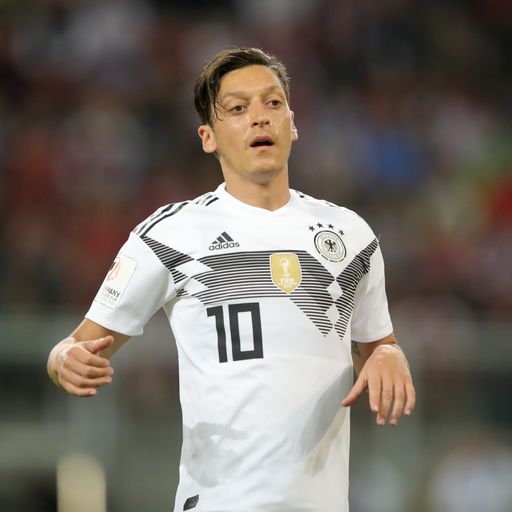 Als einziger DFB-Kicker: Deswegen fehlte Özil beim Medientag