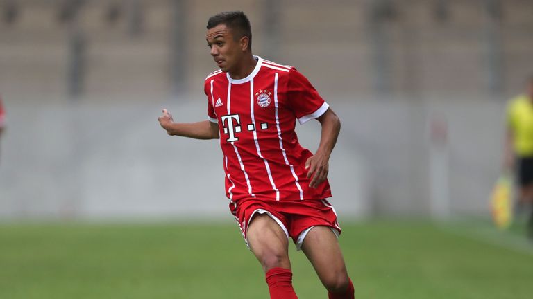 Talent Batista Meier bleibt langfristig beim FC Bayern München.