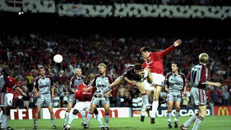 Champions-League-Finale 1999: Teddy Sheringham erzielt das 1:1 gegen den FC Bayern. Kurz darauf trifft Ole Gunnar Solskjaer zum 2:1.