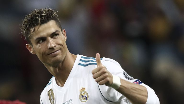 Vierjahresvertrag Juventus Verkundet Ronaldo Transfer Fussball News Sky Sport