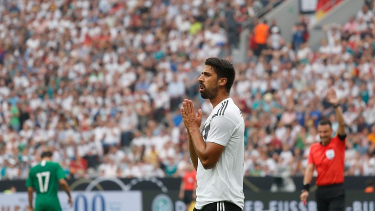 SAMI KHEDIRA.