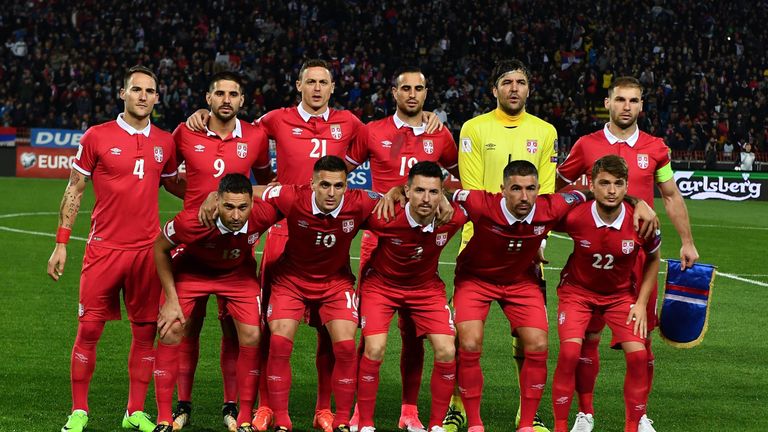 GRÖSSTE MANNSCHAFT: Im Durchschnitt fast zehn Zentimeter größer als die Spieler von Saudi Arabien ist die Mannschaft von Serbien (1,86 Meter). Somit stellt das Team von Mladen Krstajić die Mannschaft mit den größten Spielern.