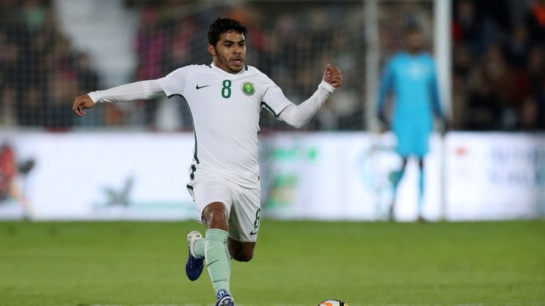 KLEINSTER SPIELER: Yahya Al Shehri aus Saudi Arabien misst nur 1,64 Meter und ist somit der kleinste Fußballer bei der WM in Russland.