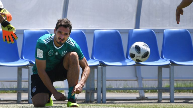 Mats Hummels kehrt auf den Trainingsplatz zurück.