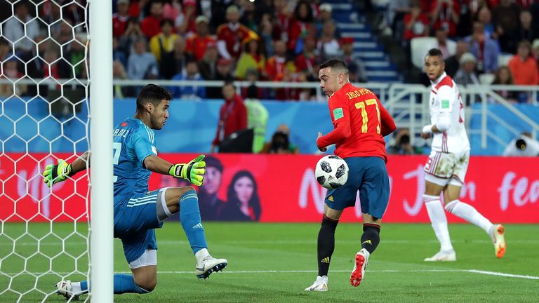 Dank des Videoassistenten: Iago Aspas rettet Spanien in der Nachspielzeit ein Remis gegen Marokko.