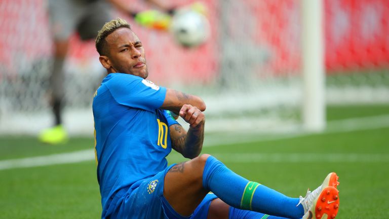 Neymar kann die Abwehr von Costa Rica nicht bezwingen.