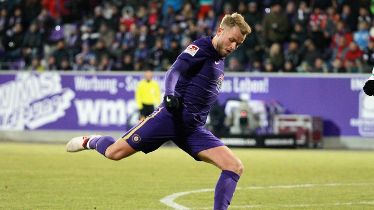 FCE Profi Pascal Köpke verlässt die Veilchen und schließt sich dem Bundesligisten Hertha BSC an. Der Stürmer erhält einen Vertrag für mehrere Jahre. 