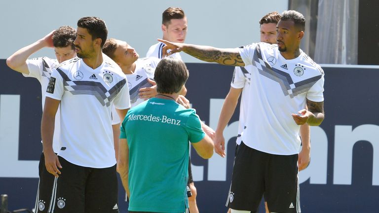 Bundestrainer Joachim Löw muss bis zum WM-Auftakt gegen Mexiko noch an einigen Stellschrauben drehen.