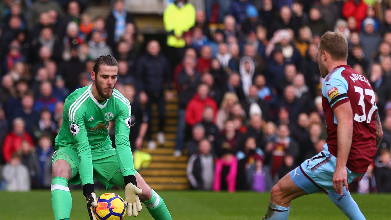 Chelsea: Das ist der neue Rekord-Torhüter Kepa | Fußball ...