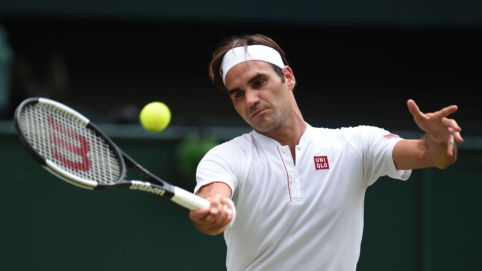 VIDEO Federer im Eiltempo