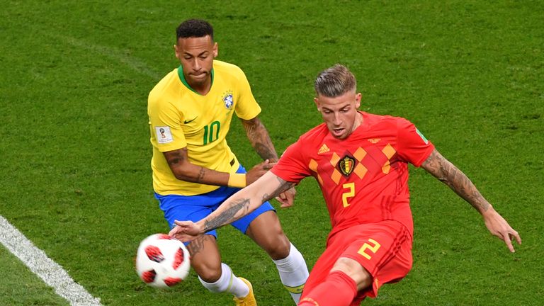 Alderweireld macht in Belgiens Dreierkette einen guten Job. In der Endphase der Partie gegen Brasilien kam der Mann von Tottenham aber das ein oder andere Mal ins Schwimmen - Punkt für Frankreich: 4:2.