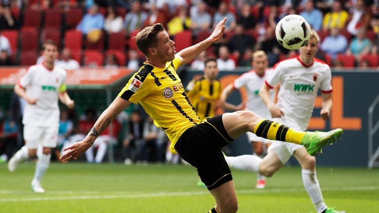 Erik Durm: von Borussia Dortmund zu Huddersfield Town – Ablöse: ablösefrei