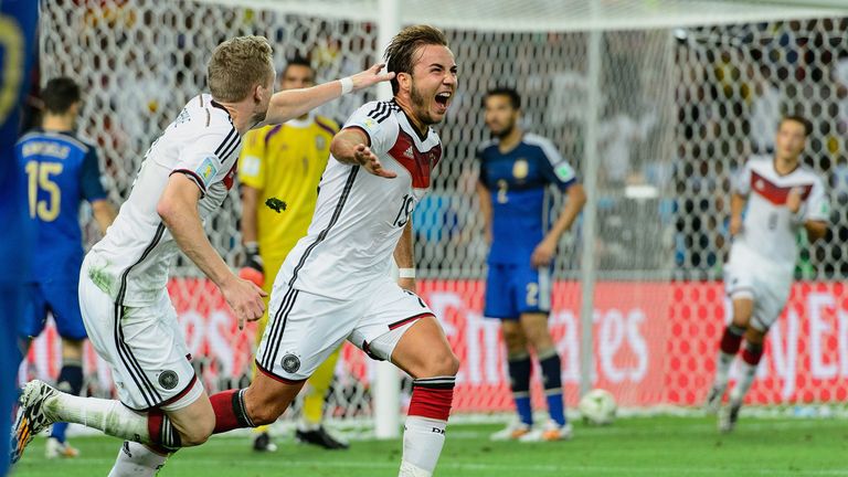 Am nächsten dran war er 2014 – im Finale gegen Deutschland. Doch Mario Götze ließ den Traum mit seinem Treffer in der Verlängerung platzen.
