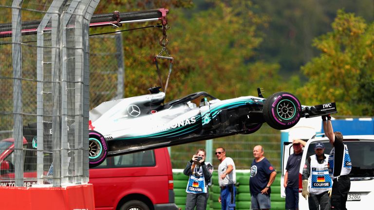 Lewis Hamilton muss im Qualifying beim GP von Deutschland früh die Koffer packen.