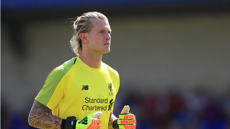 Nach seinen Patzer im CL-Finale greift Loris Karius in einem Testspiel erneut daneben.