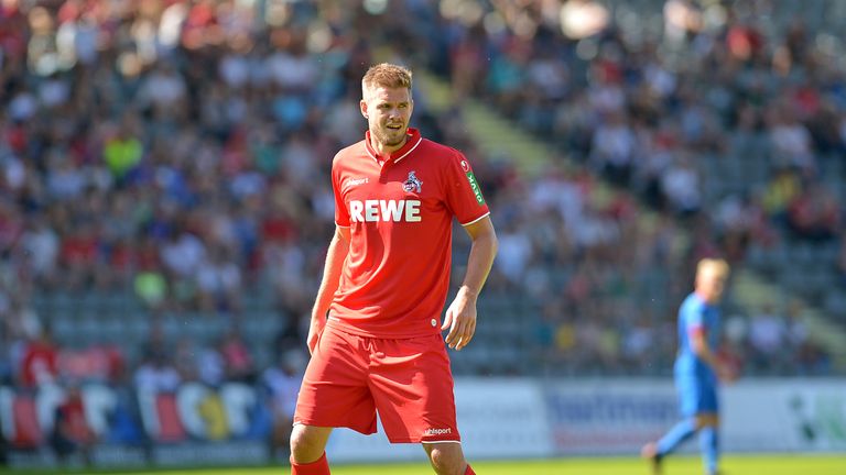 Simon Terrode (30),1.FC Köln: Der bullige Mittelstürmer hat eine eingebaute Torgarantie. In seinen letzten beiden Zweitliga-Jahren erzielte er jeweils 25 Saisontore und gilt auch diese Spielzeit als heißester Anwärter auf die Torjägerkanone.