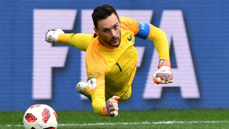 Mit einer Weltklasse-Parade gegen Uruguays Caceres verhinderte Lloris den Ausgleich und rettete Frankreich damit ins Halbfinale.