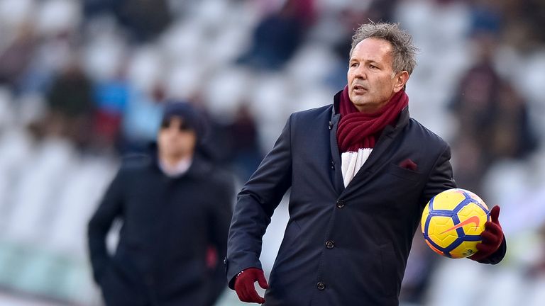  Sinisa Mihajlovic (49), Sporting Lissabon: Eigentlich hatte der Serbe schon eine sportliche Heimat für die neue Saison gefunden. Bei Sporting war er aber nur neun Tage lang im Amt, bevor ihn der neue Präsident des klubs vor die Tür setzte. 