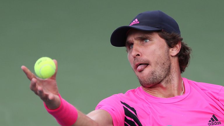 Volle Konzentration bei Mischa Zverev, der in Atlanta Michail Juschni in zwei Sätzen schlägt und ins Viertelfinale einzieht. 