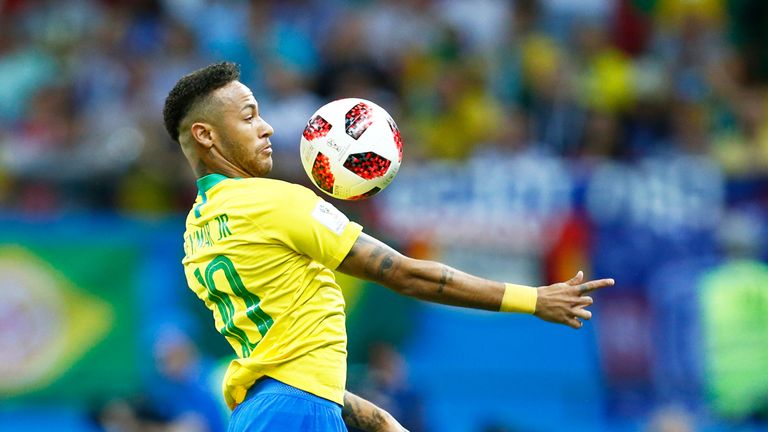 Selecao-Star Neymar steht noch bis 2022 bei Paris St. Germain unter Vertrag.