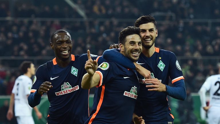 Im Sommer 2015 wechselt er dann zum vierten Mal zu den Bremern.