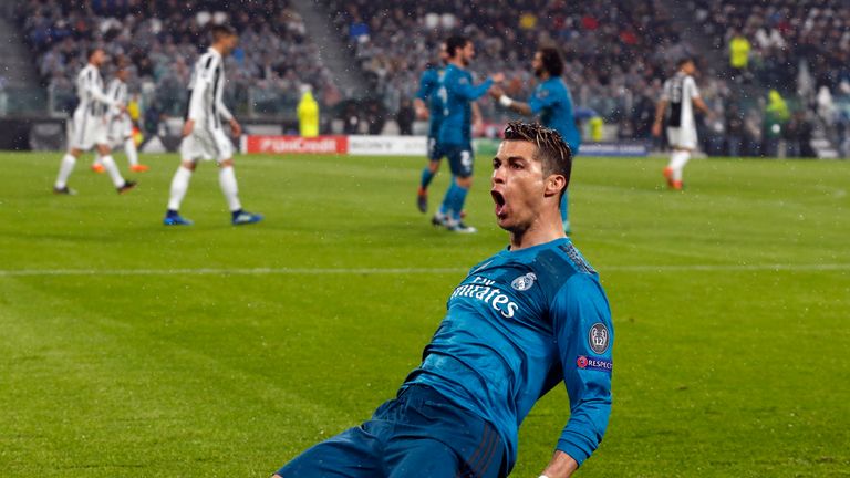 Cristiano Ronaldo (Real Madrid, Vertrag bis 2021, Marktwert: 100 Mio. Euro)
Im Poker um CR7 gibt es offenbar einen neuen Favoriten. Nach Angaben der 'Marca' und 'A Bola' sollen Verhandlungen zwischen Juventus Turin und Real begonnen haben.
