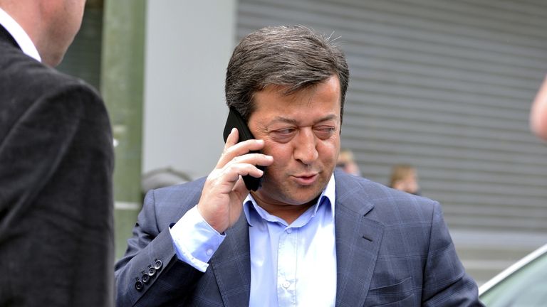 Mesut Özils Vater Mustafa würde seinem Sohn zum Rücktritt raten.