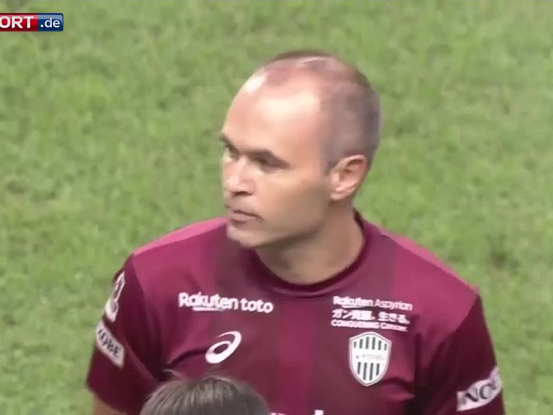 Iniesta Weilt Im Urlaub Vissel Bietet Fans Kurioses Double Fussball News Sky Sport