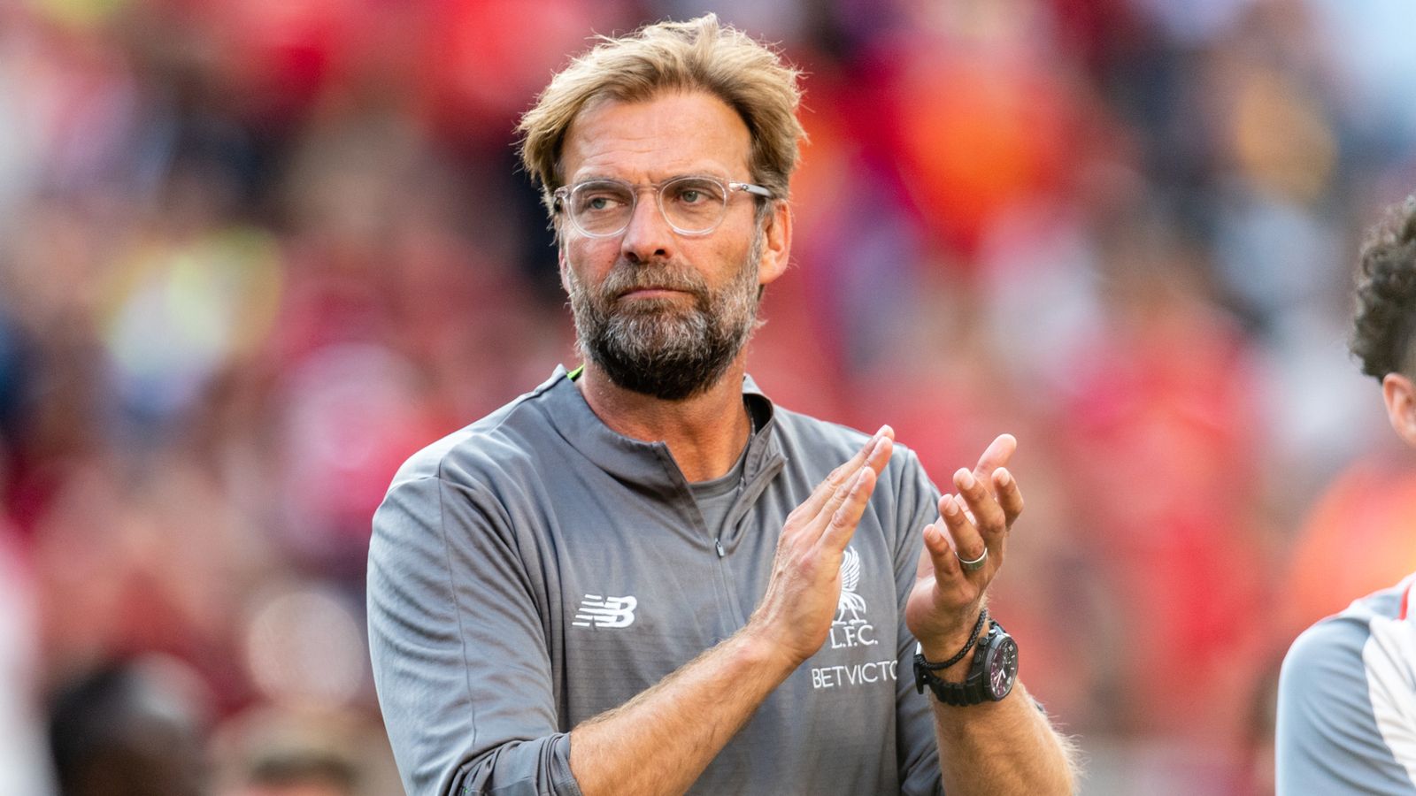 Liverpool-Trainer Klopp verteidigt Transfer-Wahnsinn | Fußball News