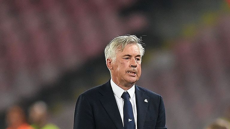 Carlo Ancelotti konnte das Spiel gegen den AC Mailand trotz eines 2:0-Rückstands noch gewinnen.